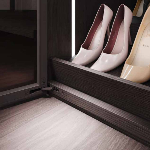 Closet Trend Shoe Rack Light